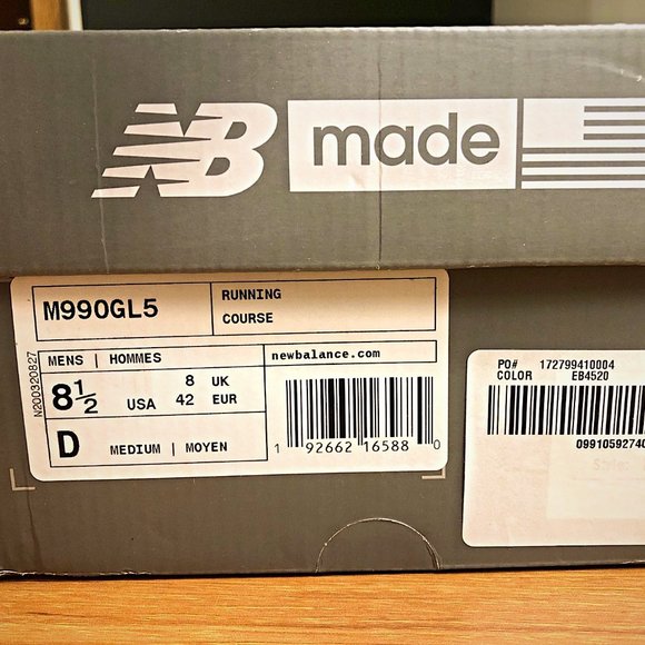 New Balance M990V5 Grey - 8.5 New with Box - Picture 8 of 9